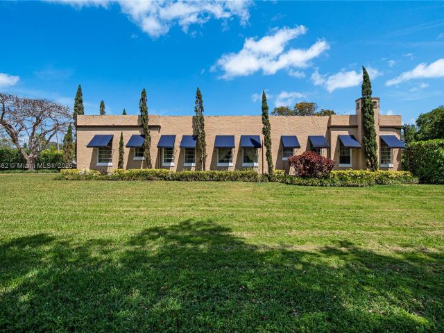 Home for sale at 8447 E Dixie Hwy - photo 6009359