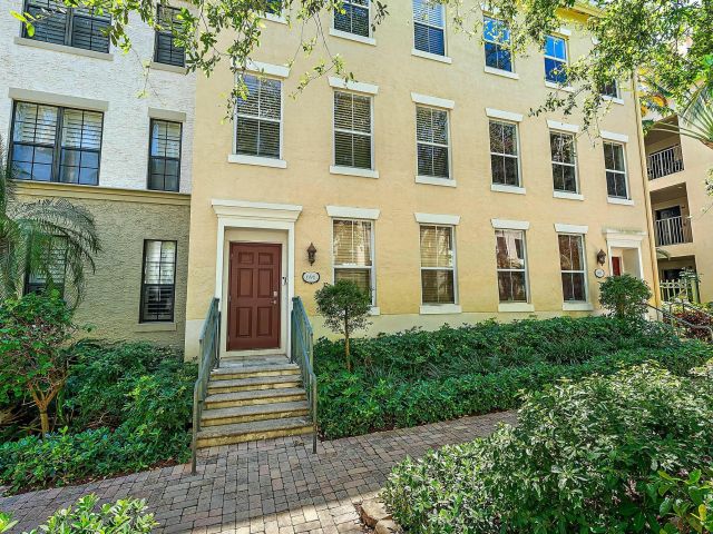 Home for rent at 696 Fern Street - photo 5865788