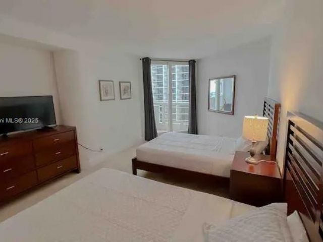 Apartment for rent  Unit #A-2741 - photo 5858260