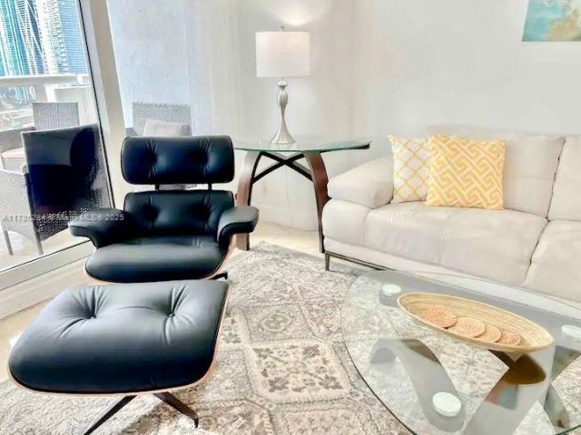 Apartment for rent  Unit #A-2741 - photo 5858269