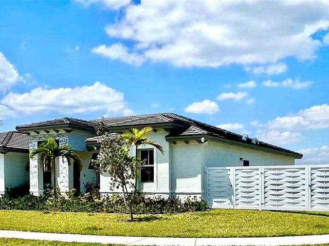 Home for sale at 16715 SW 292nd Ter - photo 5870866