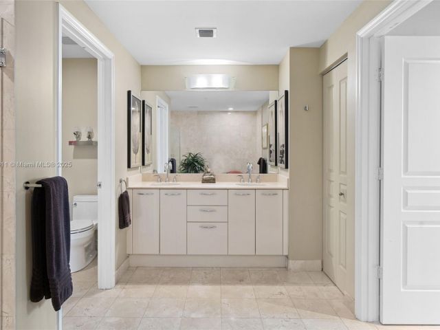 Apartment for sale  Unit #GPH50 - photo 5901309