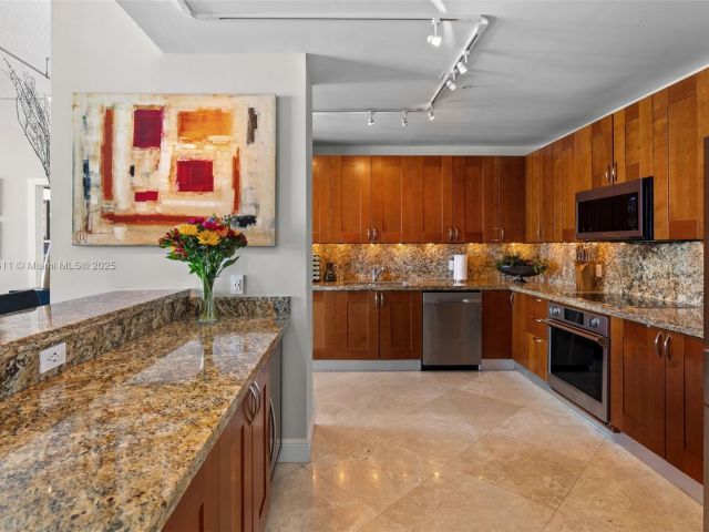 Apartment for sale  Unit #GPH50 - photo 5901318