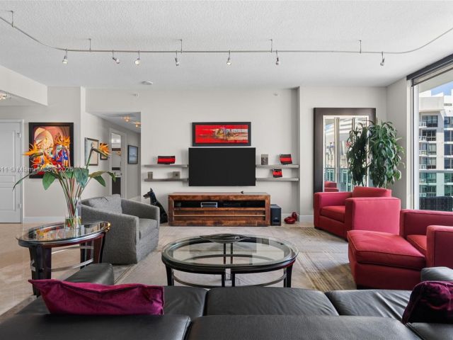 Apartment for sale  Unit #GPH50 - photo 5901324