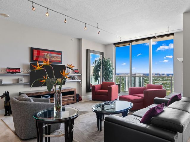 Apartment for sale  Unit #GPH50 - photo 5901325