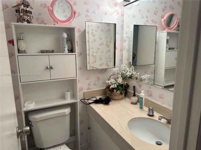 Apartment for rent  Unit #4L - photo 5901203