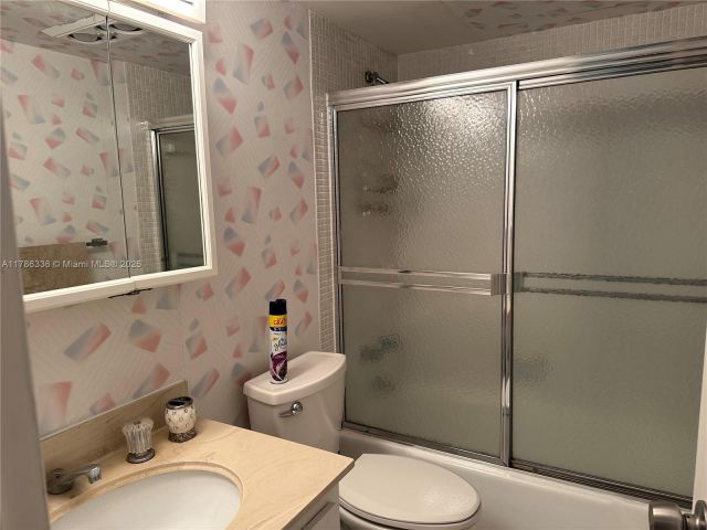 Apartment for rent  Unit #4L - photo 5901204