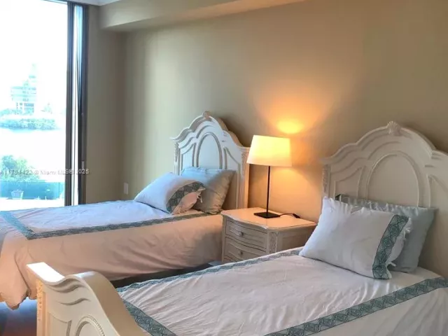 Apartment for rent  Unit #712 - photo 5905299