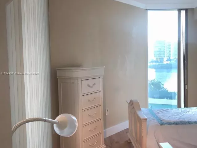 Apartment for rent  Unit #712 - photo 5905289