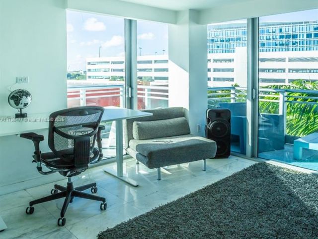 Apartment for sale  Unit #401 - photo 5903669