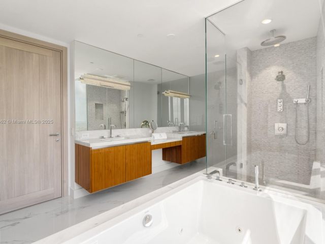 Apartment for sale  Unit #2604N - photo 6537841