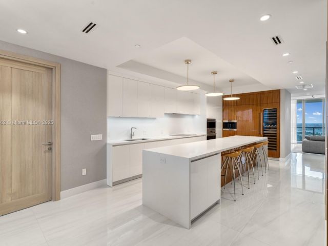 Apartment for sale  Unit #2604N - photo 6537844