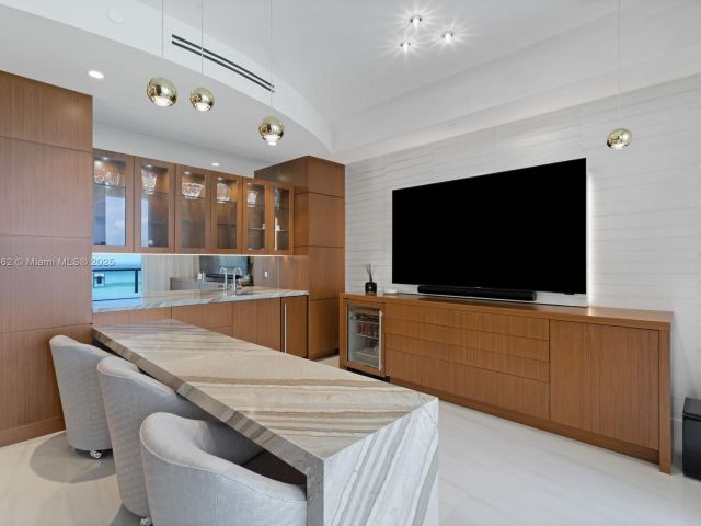 Apartment for sale  Unit #2604N - photo 6537852