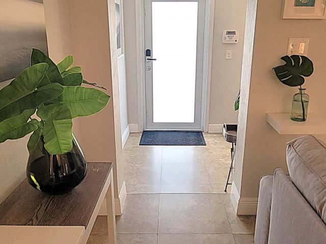 Home for sale at 1401 NE 17th Way - photo 6114562