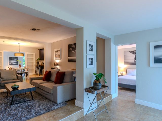 Home for sale at 1401 NE 17th Way - photo 6114564