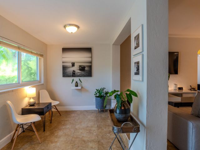 Home for sale at 1401 NE 17th Way - photo 6114568