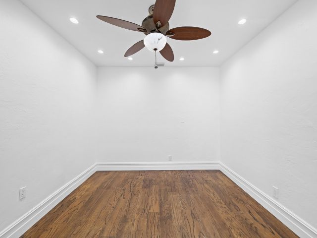 Home for sale at 2709 NE 30th St - photo 5981505