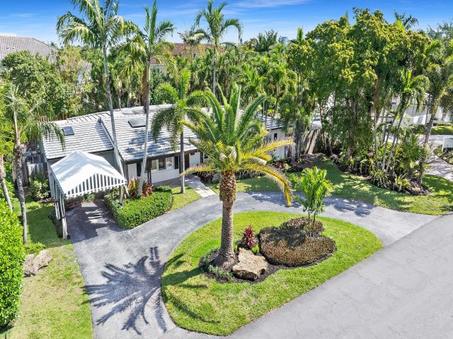 Home for sale at 2709 NE 30th St - photo 5981518