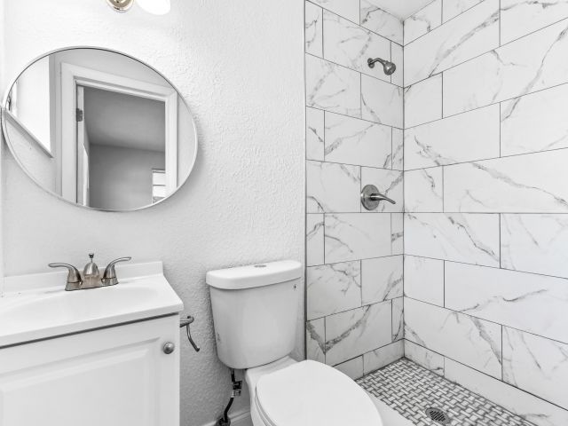 Home for sale at 606 N 31st Court - photo 6644918