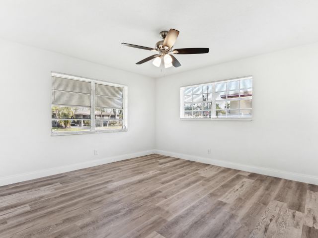 Home for sale at 606 N 31st Court - photo 6644919