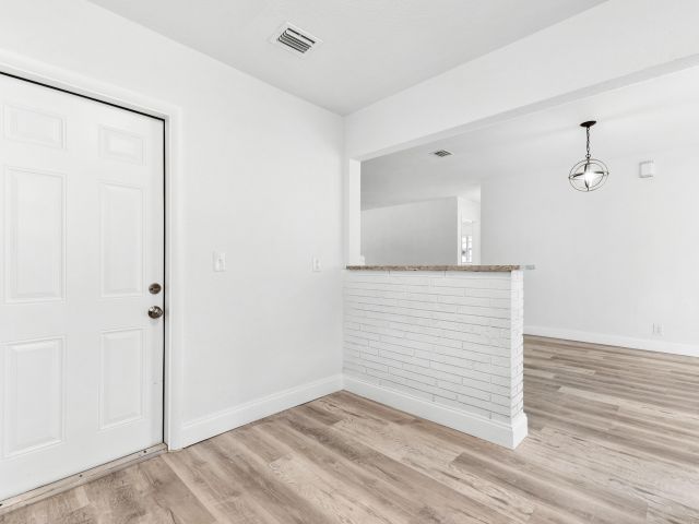 Home for sale at 606 N 31st Court - photo 6644920