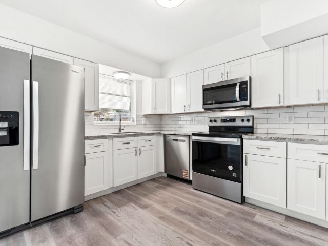 Home for sale at 606 N 31st Court - photo 6644922