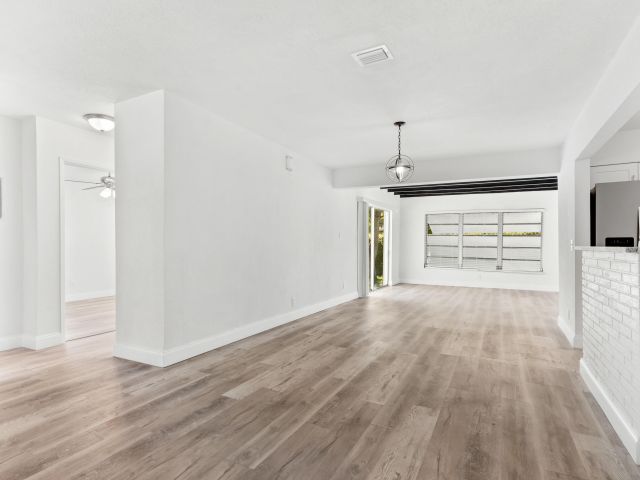 Home for sale at 606 N 31st Court - photo 6644924