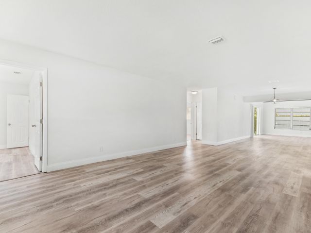 Home for sale at 606 N 31st Court - photo 6644925