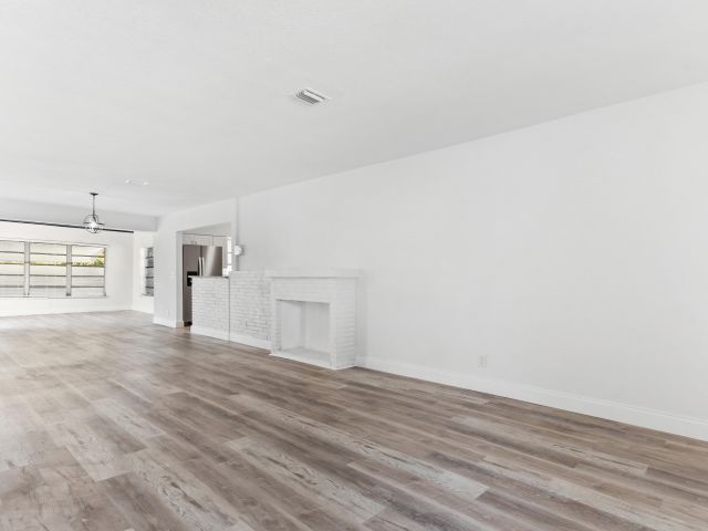 Home for sale at 606 N 31st Court - photo 6644927