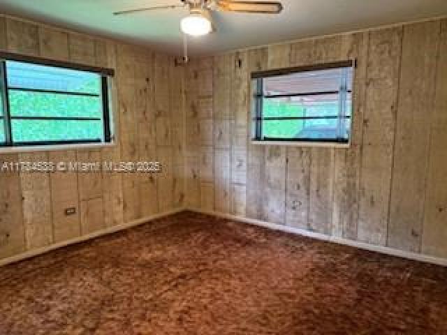 3-bedroom home for sale in Hollywood - 521 N 70th Way - MondialRealty