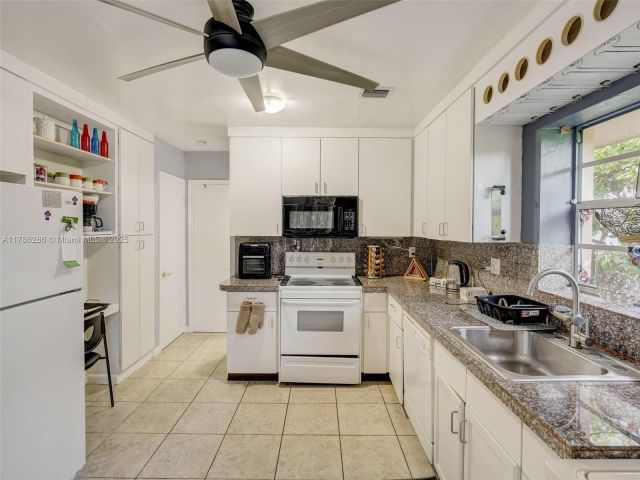 Home for rent at 400 CADIMA AVE 0 - photo 5900352