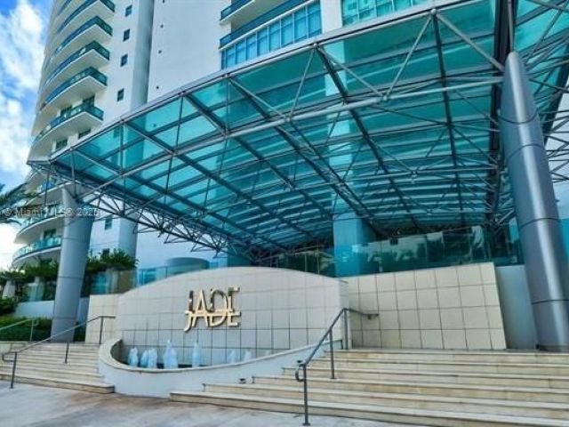 Apartment for rent  Unit #3203 - photo 5915823