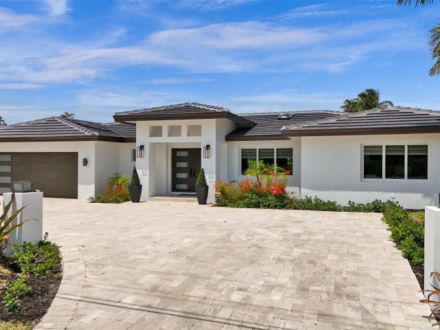 Home for sale at 2805 NE 29th St - photo 6040942