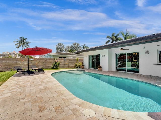 Home for sale at 2805 NE 29th St - photo 6040944