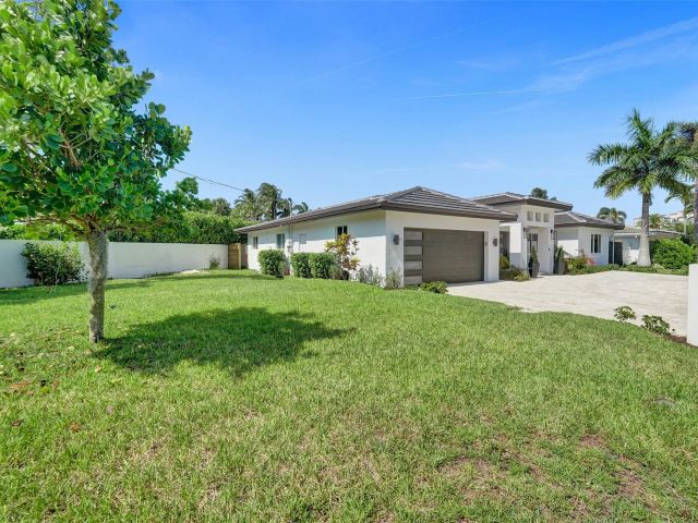 Home for sale at 2805 NE 29th St - photo 6040949