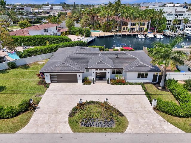 Home for sale at 2805 NE 29th St - photo 6040951