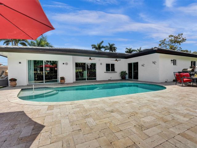 Home for sale at 2805 NE 29th St - photo 6040957