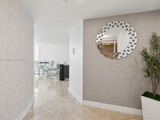 Apartment for sale  Unit #2401 - photo 5935951