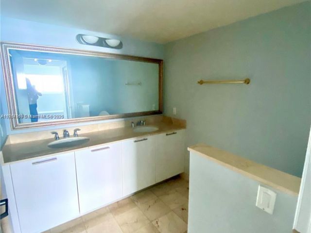 Apartment for sale  Unit #2903 - photo 5931492