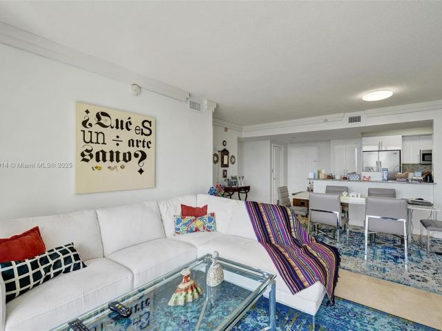 Apartment for sale  Unit #2507 - photo 5908816