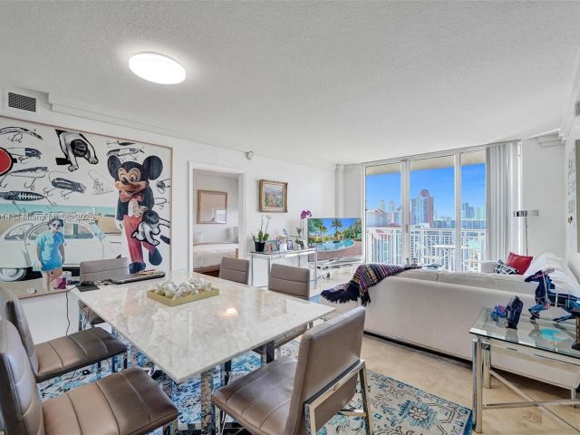 Apartment for sale  Unit #2507 - photo 5908826