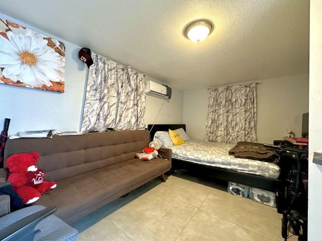 Home for sale at 946 Mcintosh Street - photo 5865456