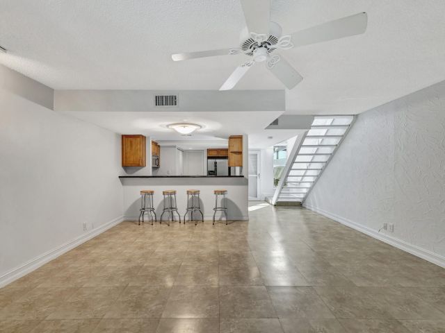 Home for sale at 2017 N Dixie Hwy - photo 5995805