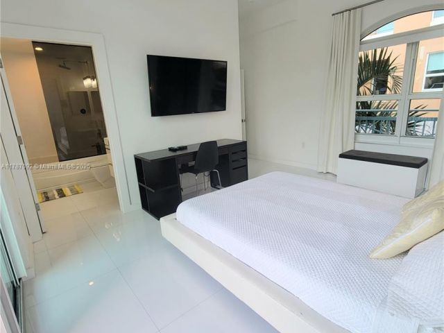 Apartment for sale  Unit #1-TH - photo 5915659