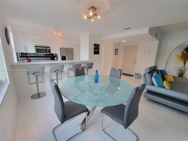 Apartment for sale  Unit #1-TH - photo 5915669