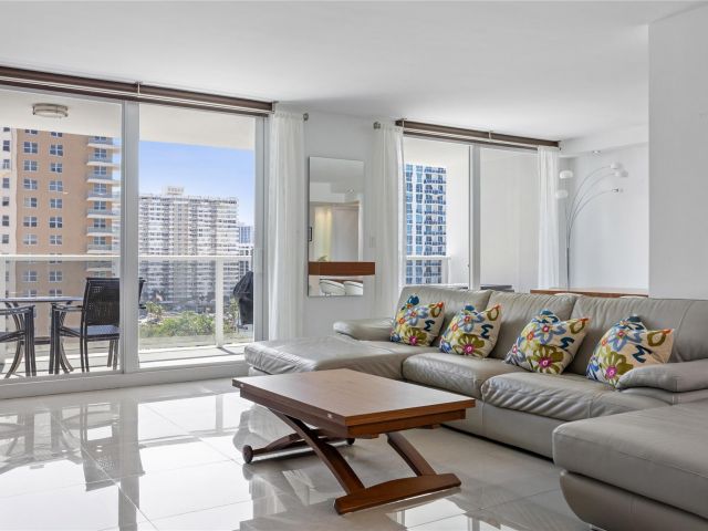 Apartment for sale  Unit #TS306 - photo 5894037