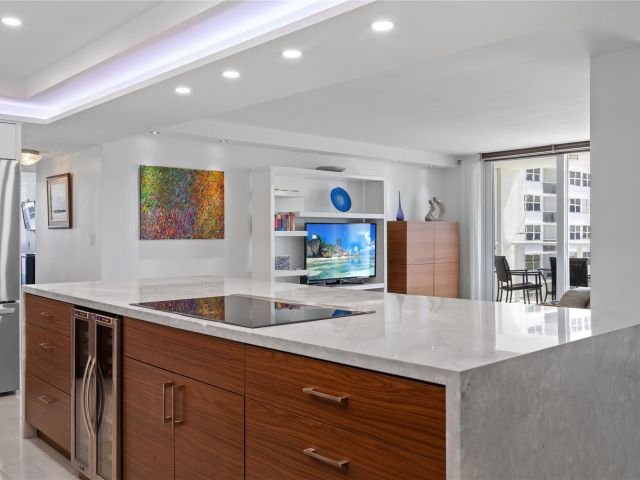 Apartment for sale  Unit #TS306 - photo 5894041