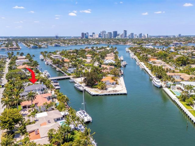 Home for sale at 2561 Lucille Dr - photo 6271005