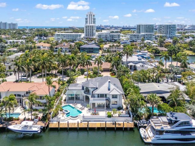 Home for sale at 2561 Lucille Dr - photo 6271006