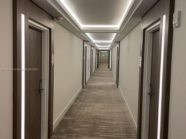 Apartment for rent  Unit #1221 - photo 6044160